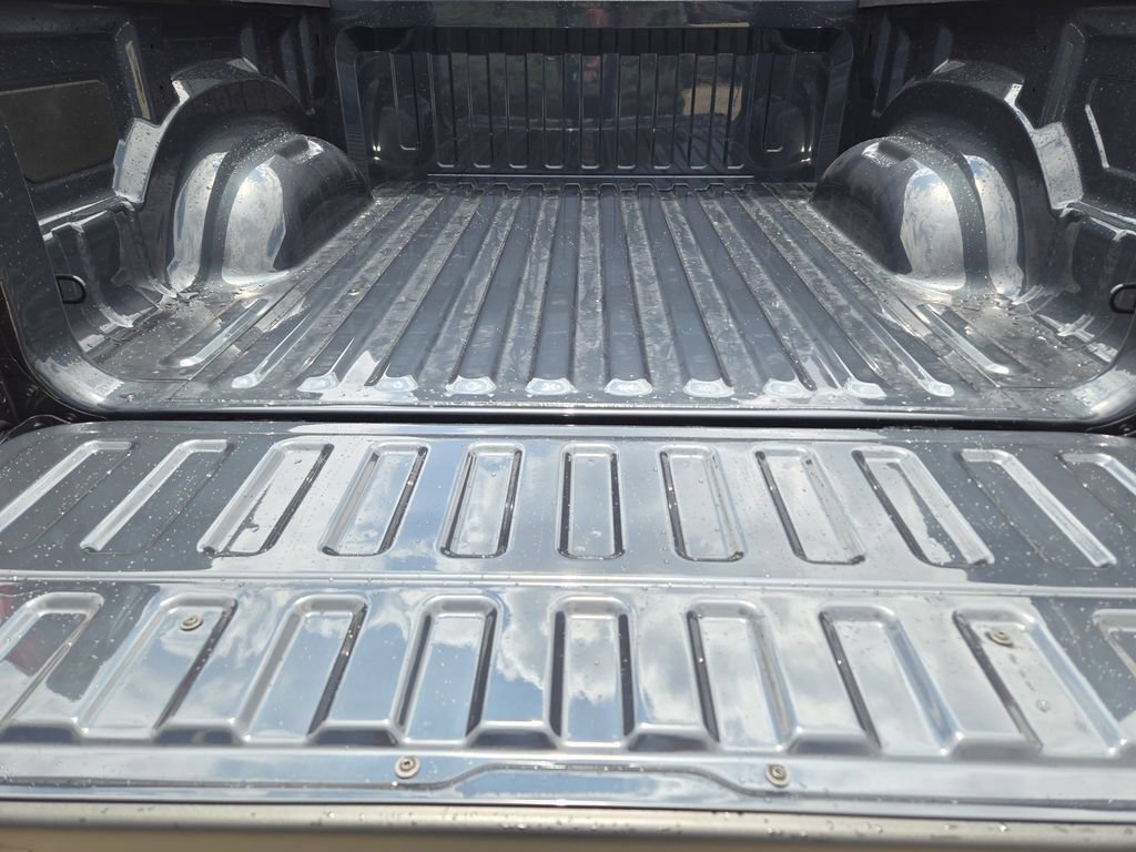 New 2026 RAM 1500 Big Horn w/ Sport Appearance Package AWD/4WD image 22