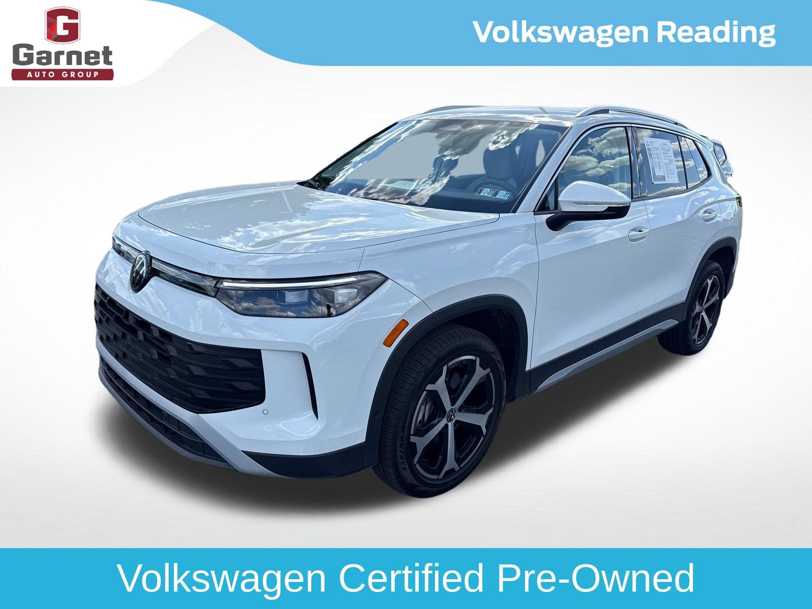 Certified 2025 Volkswagen Tiguan SE