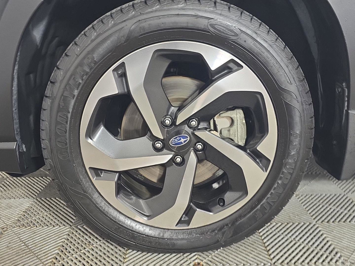 Used 2022 Subaru Forester Touring AWD/4WD image 12