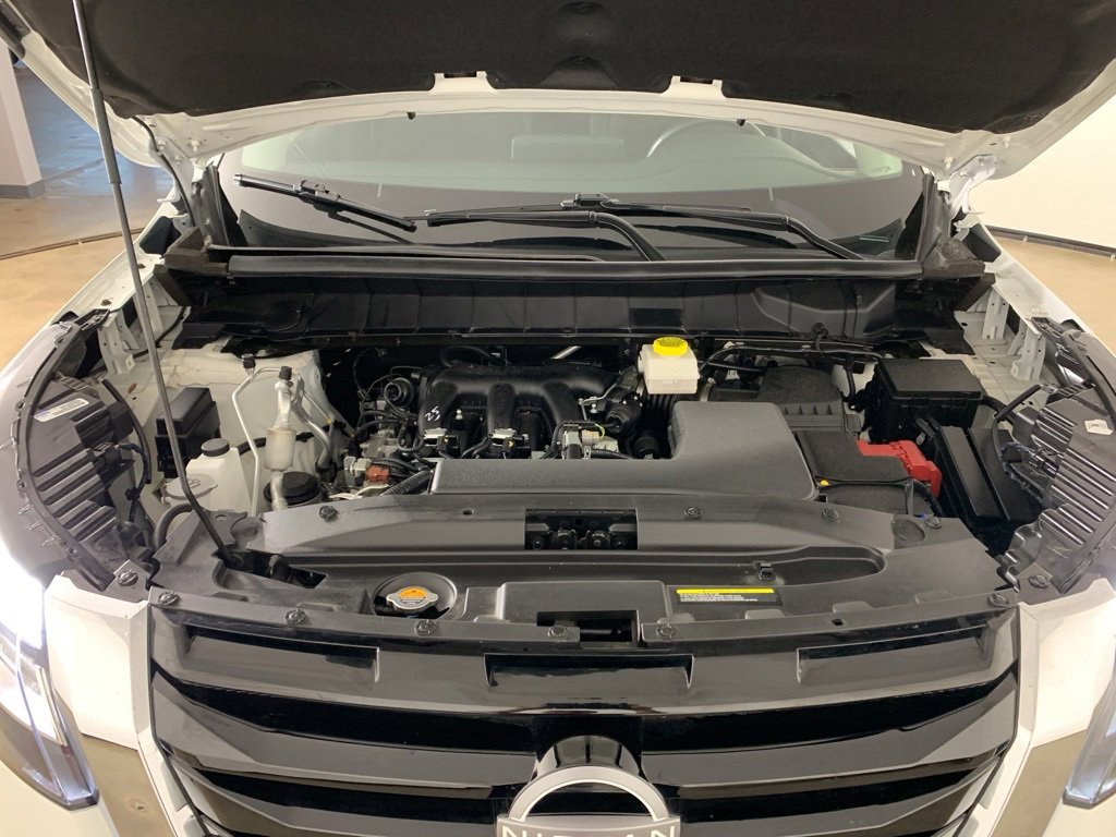 Used 2025 Nissan Pathfinder SV image 45