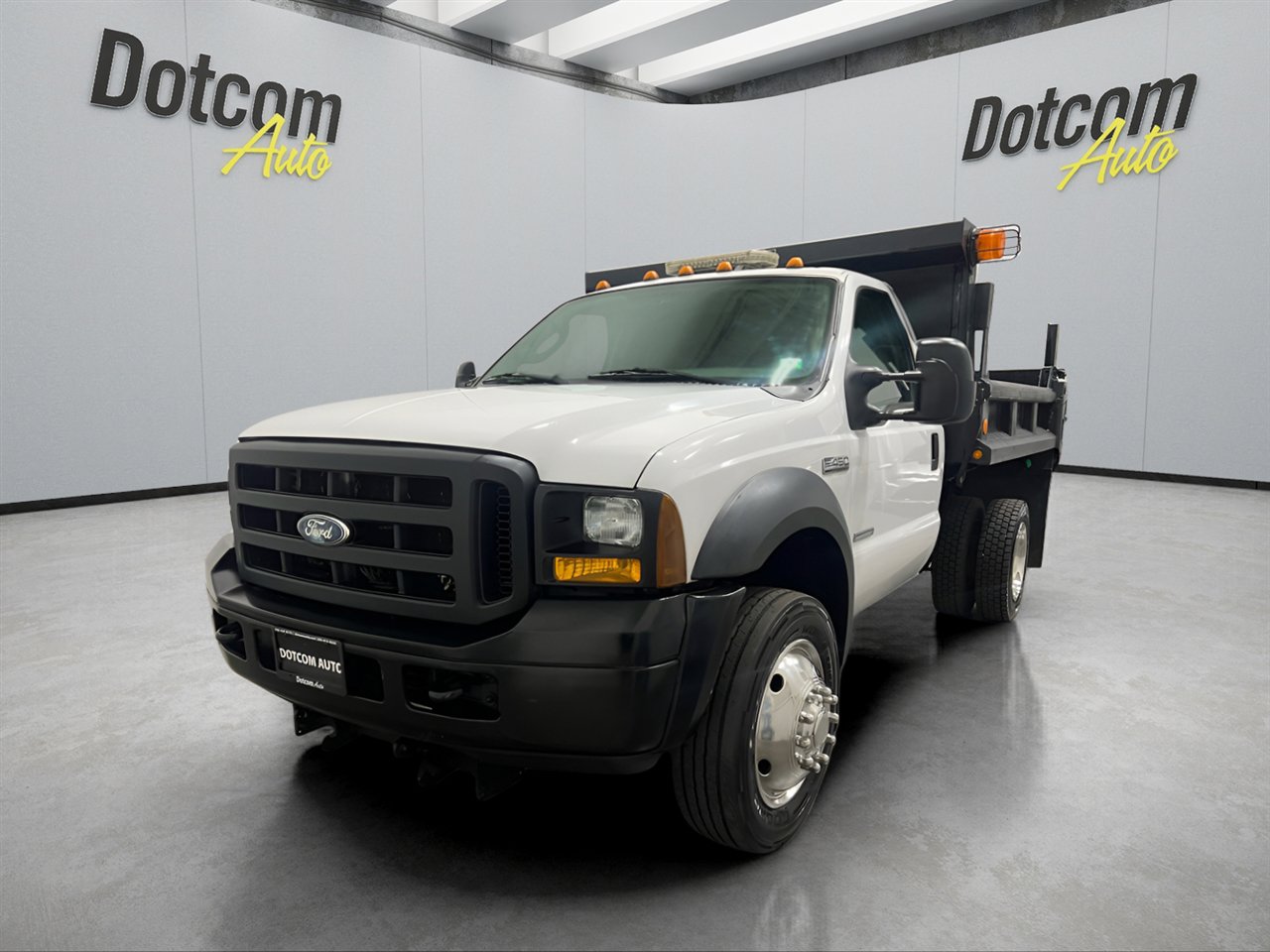 Used 2007 Ford F450 2WD Regular Cab Super Duty image 3