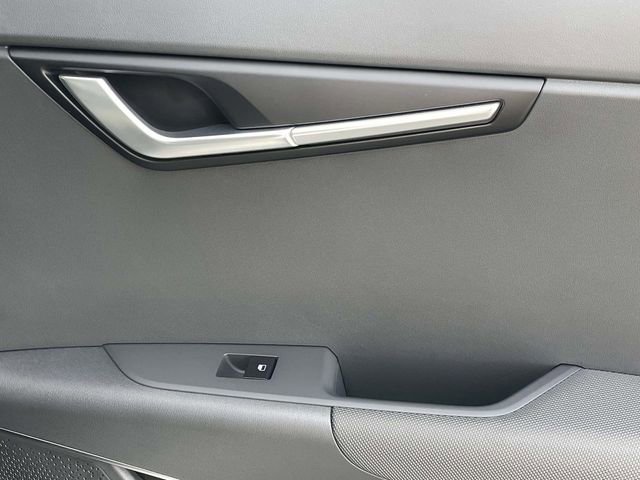 New 2026 Kia Niro EX image 16