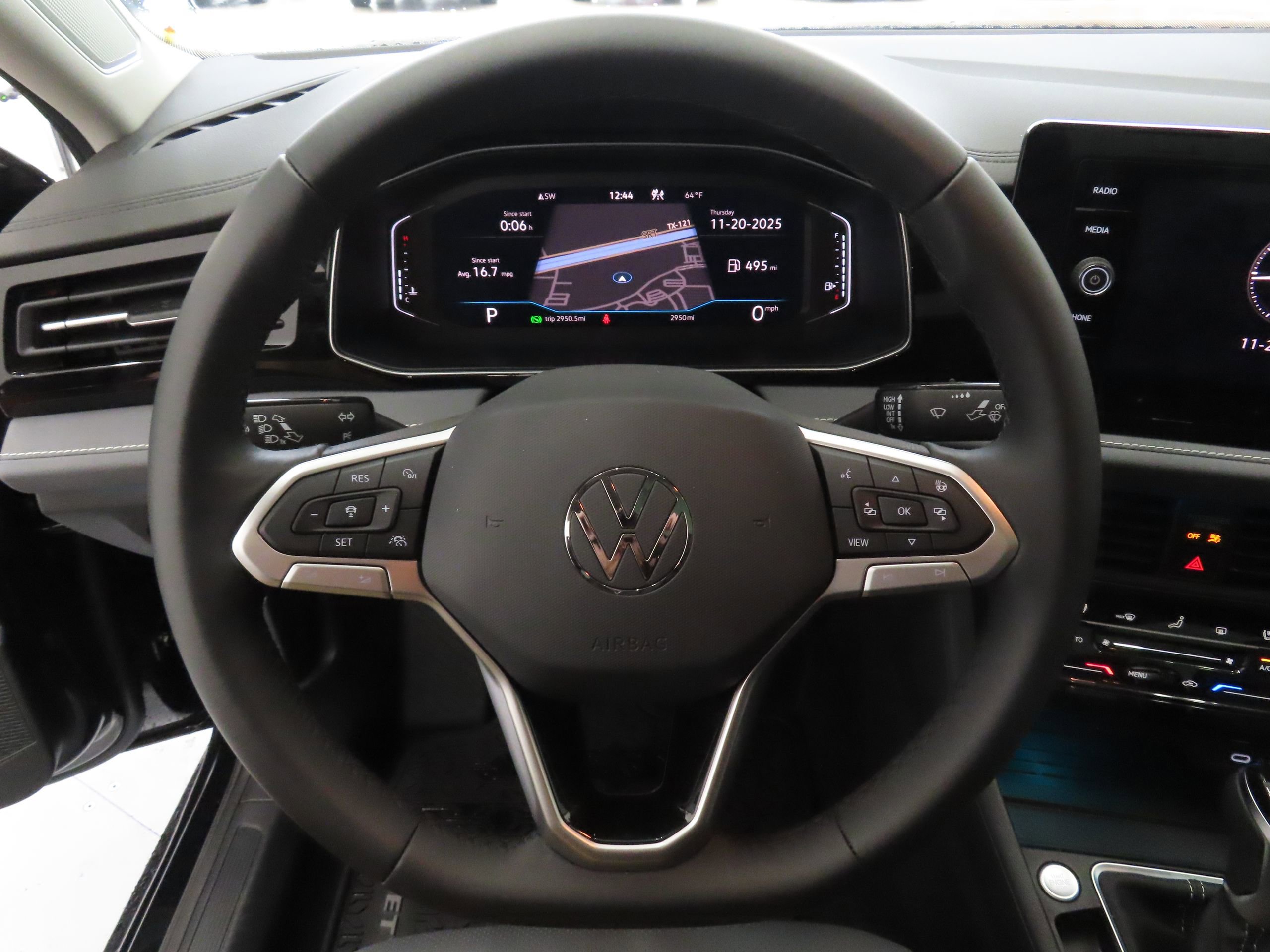 New 2025 Volkswagen Jetta SEL FWD image 11