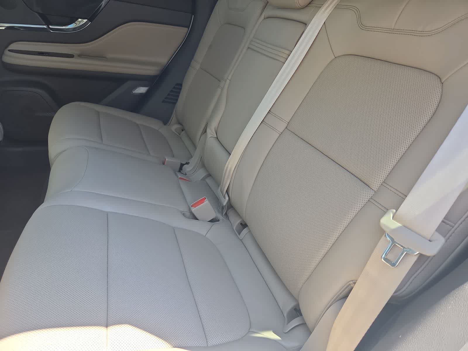 Used 2023 Lincoln Corsair Grand Touring AWD/4WD image 20
