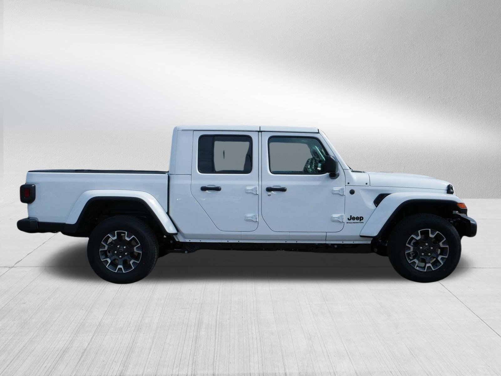 New 2026 Jeep Gladiator Sport AWD/4WD image 8