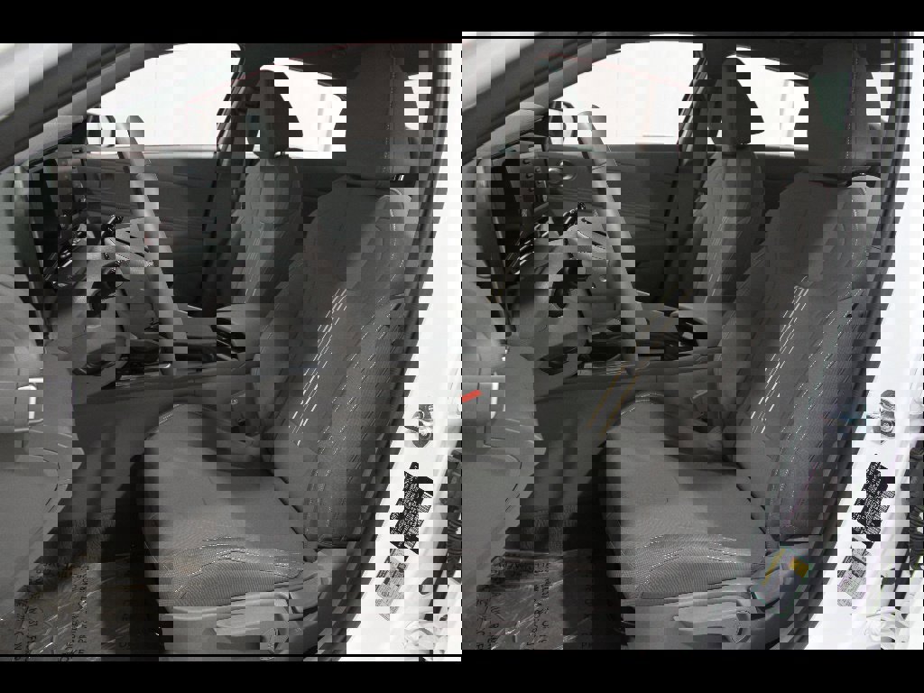 Certified 2025 Hyundai Elantra Sport image 5