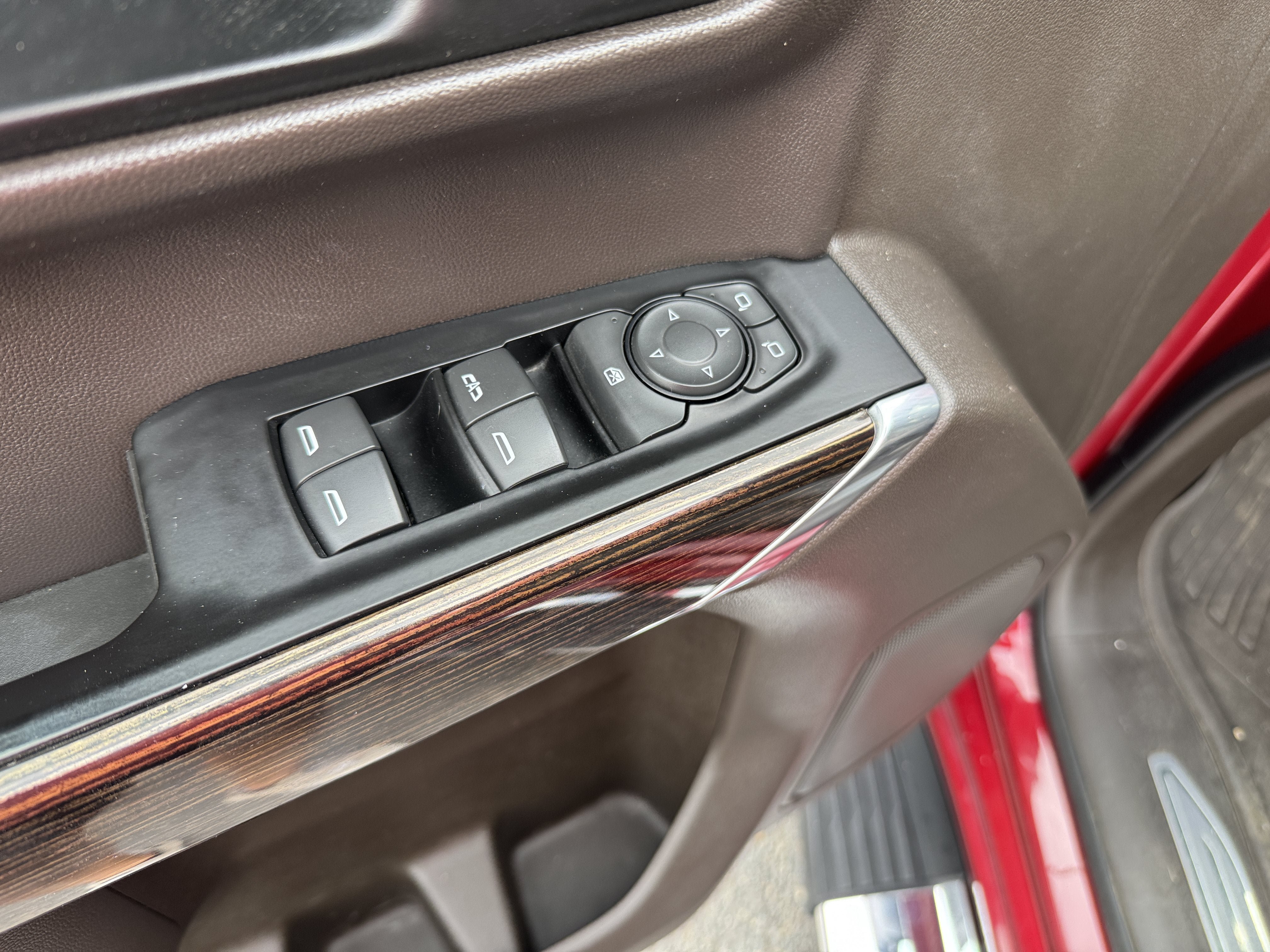 Used 2019 GMC Sierra 1500 SLE w/ SLE Value Package AWD/4WD image 8