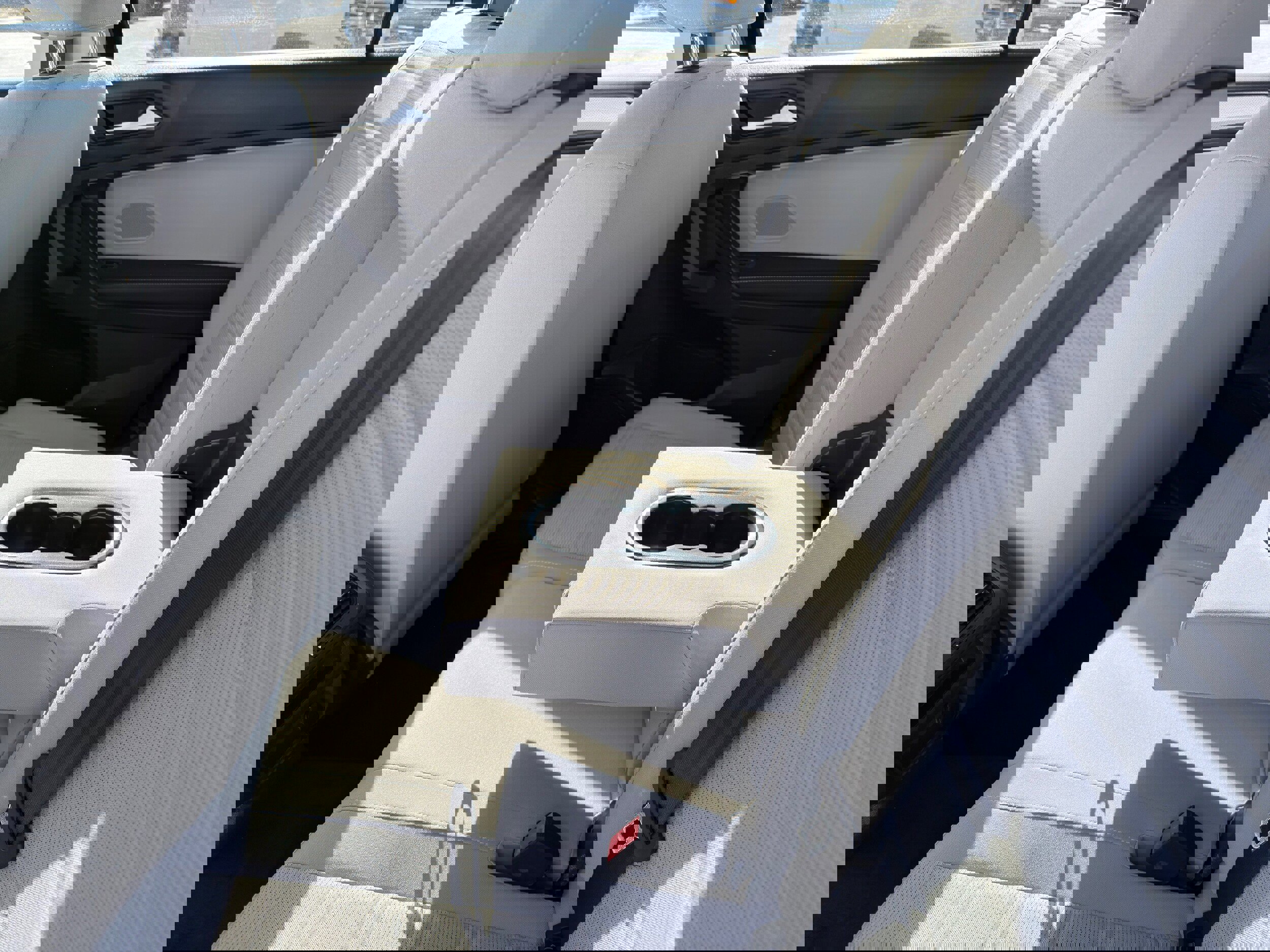 Used 2024 Volkswagen Tiguan S image 21