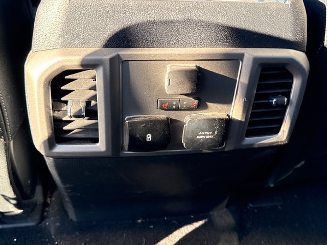 Used 2022 Ford F450 Lariat w/ Lariat Ultimate Package AWD/4WD image 25