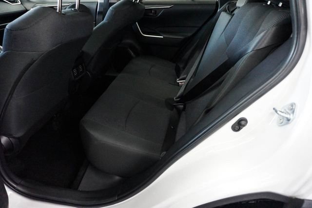 Used 2024 Toyota RAV4 LE AWD/4WD image 9