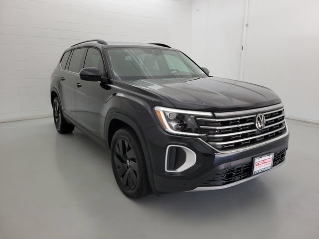 Used 2024 Volkswagen Atlas SE FWD image 4