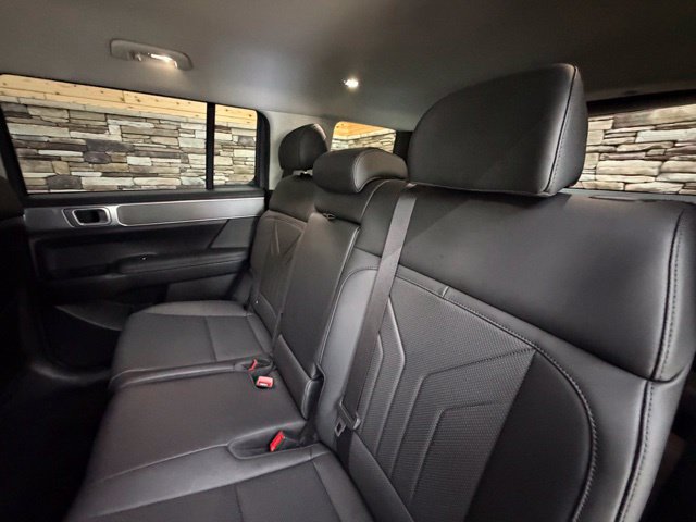 Certified 2026 Hyundai Santa Fe SEL AWD/4WD image 31