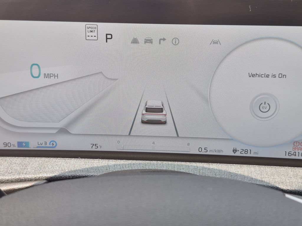 Certified 2024 Kia EV6 Light AWD/4WD image 21