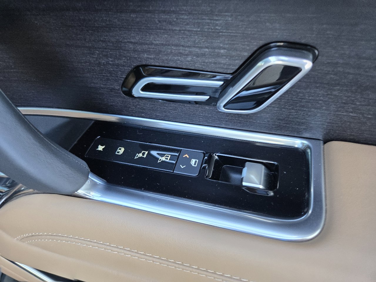 Used 2023 Land Rover Range Rover SE image 54