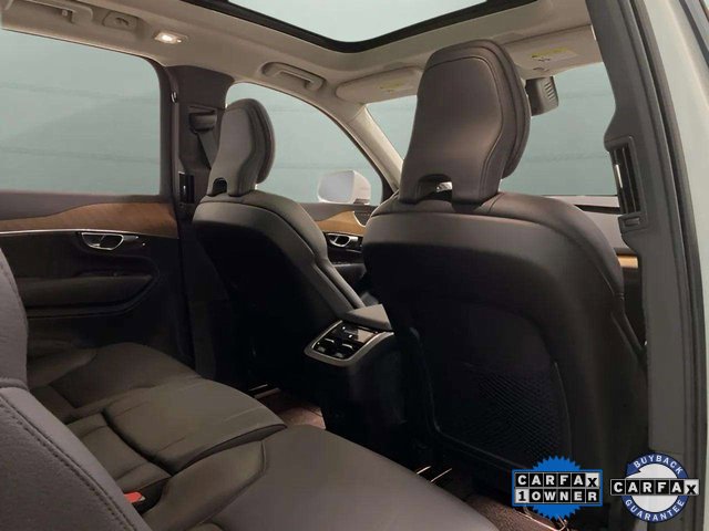 Used 2025 Volvo XC90 B6 Plus image 23