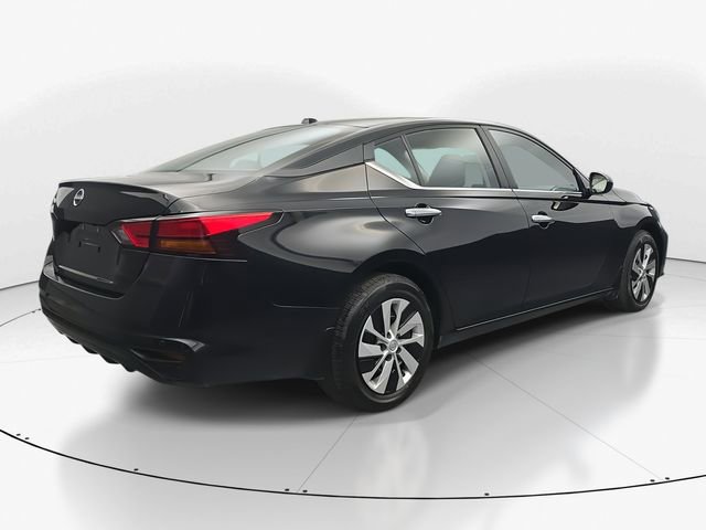 Used 2025 Nissan Altima 2.5 S image 10