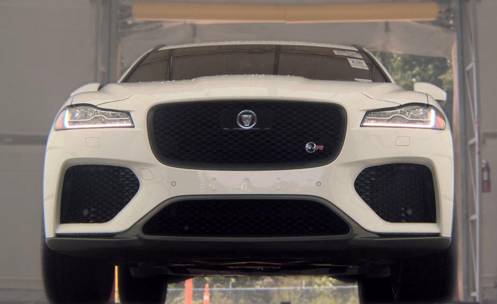 Used 2020 Jaguar F-PACE SVR AWD/4WD image 3