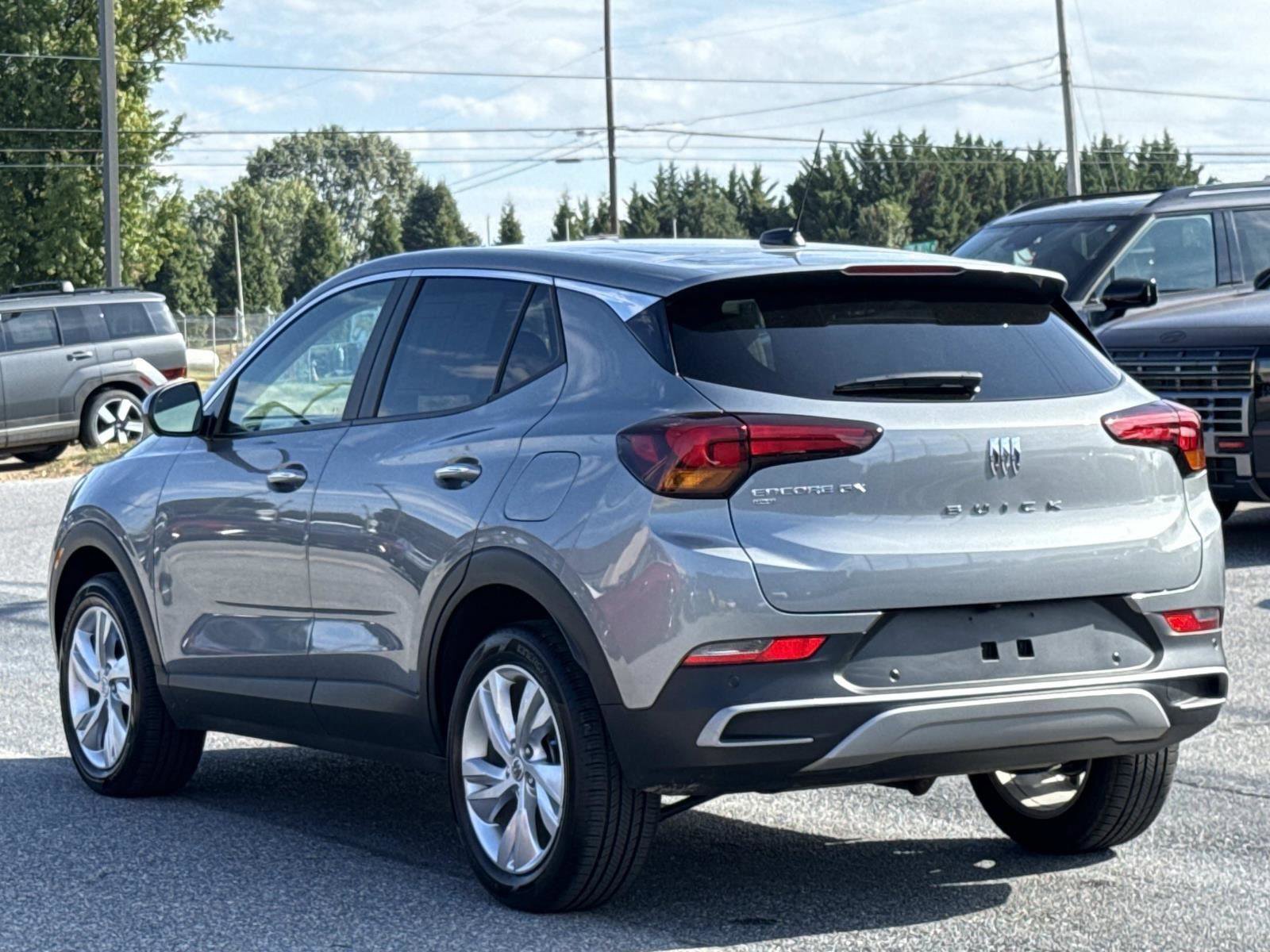 Used 2025 Buick Encore GX Preferred w/ Advanced Technology Package image 25