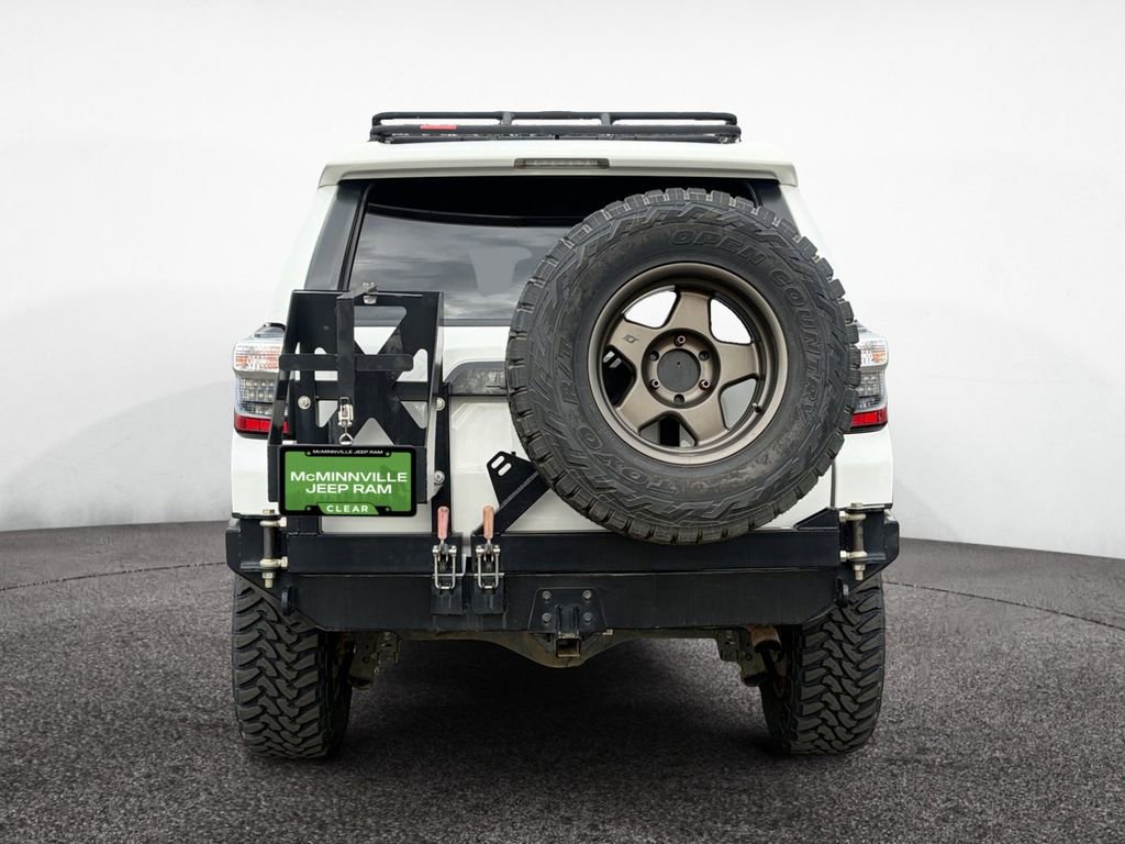 Used 2017 Toyota 4Runner TRD Off-Road Premium image 4