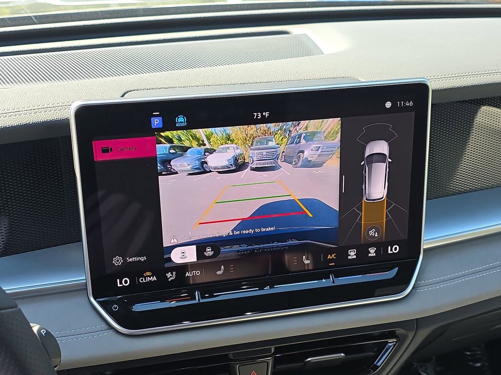 New 2026 Volkswagen Tiguan SE R-Line image 17