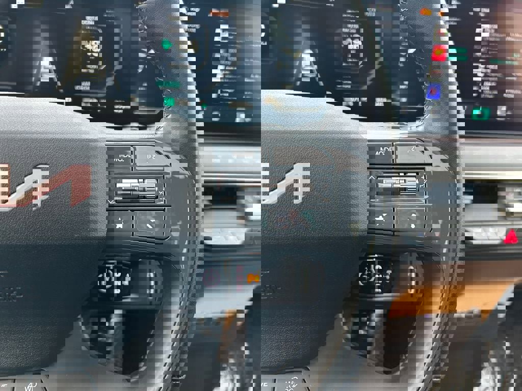 Used 2024 Kia EV9 GT-Line image 18