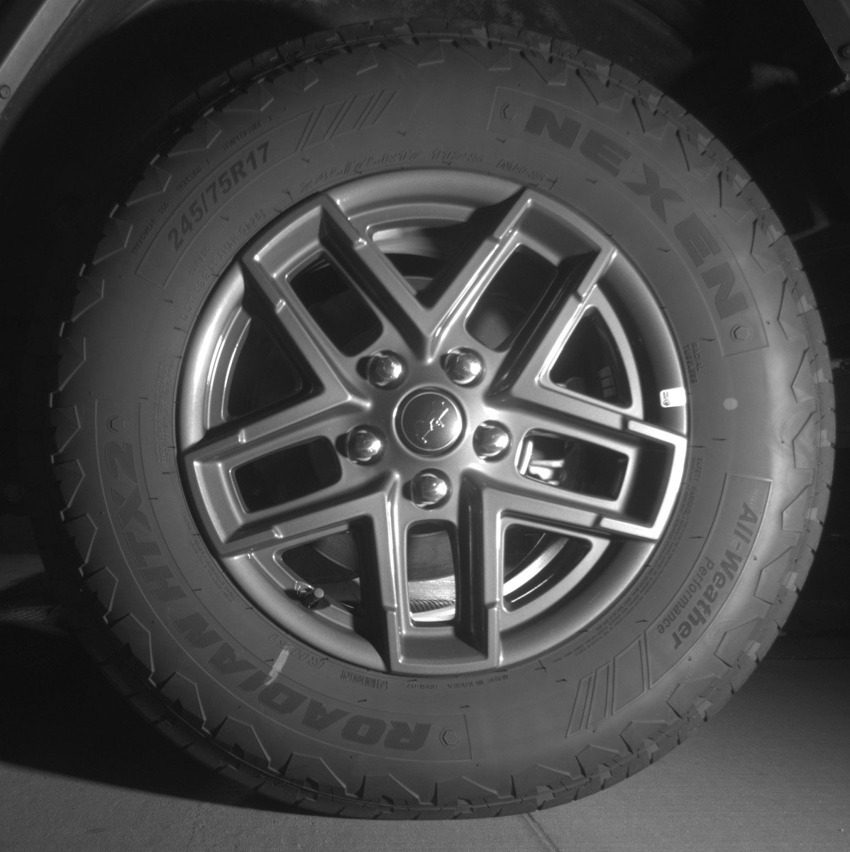 Used 2025 Jeep Wrangler Sport S AWD/4WD image 14