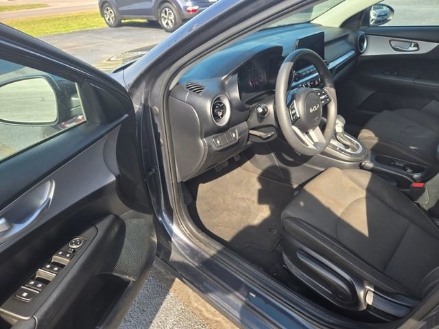 Used 2024 Kia Forte LXS FWD image 4