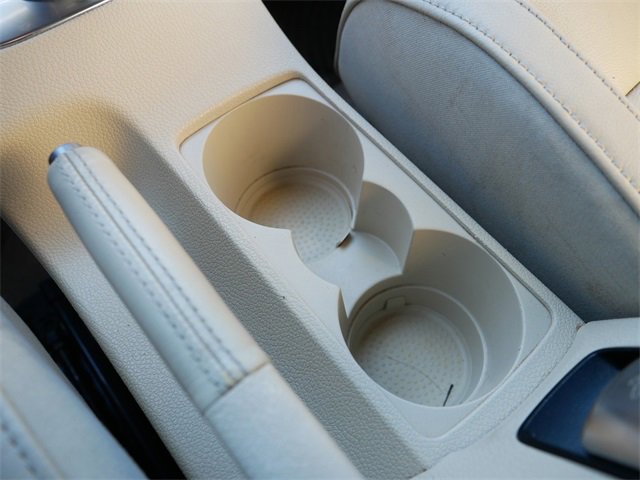 Used 2014 Volkswagen Eos Executive image 33