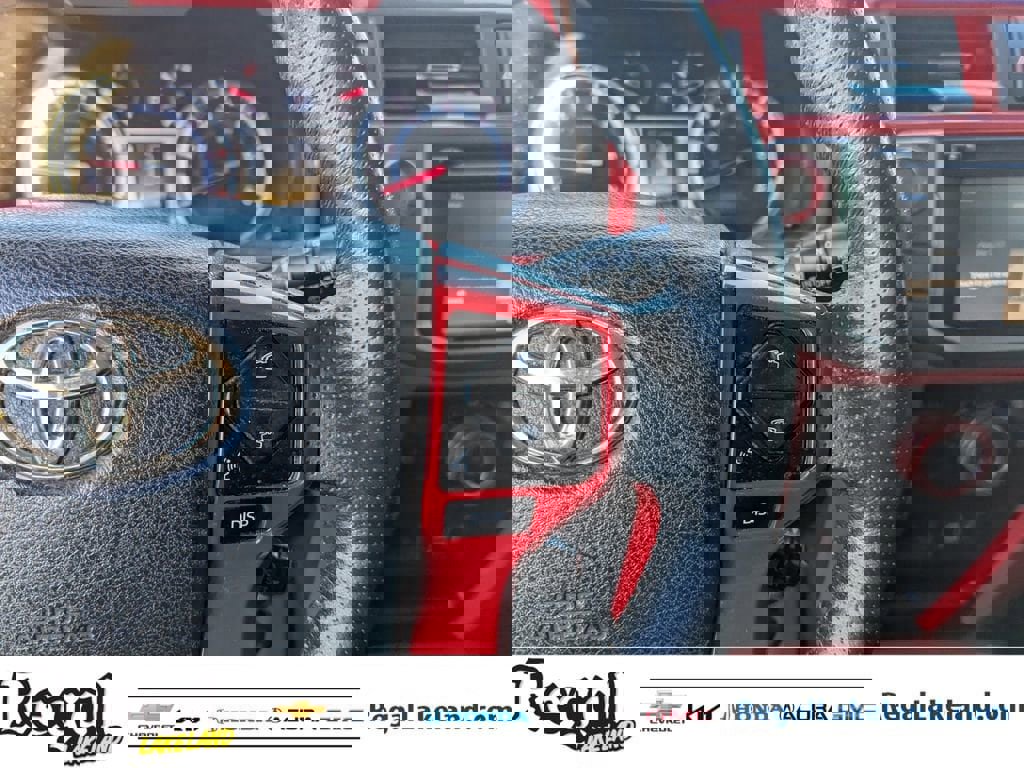 Used 2019 Toyota 4Runner SR5 image 24