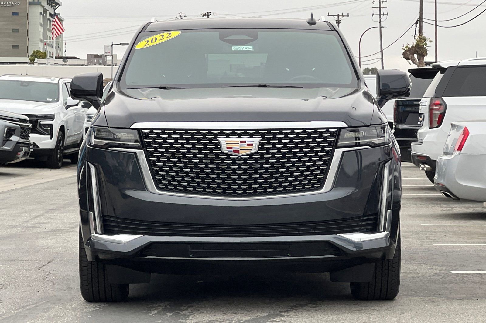 Used 2022 Cadillac Escalade Luxury image 9