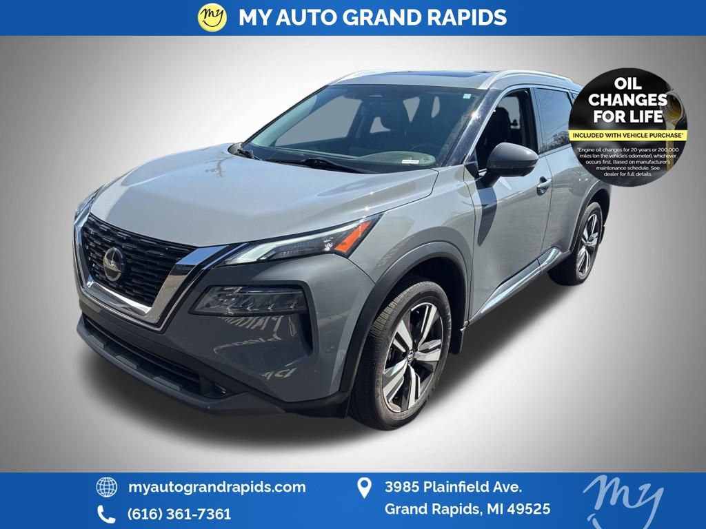 Used 2021 Nissan Rogue SL image 2