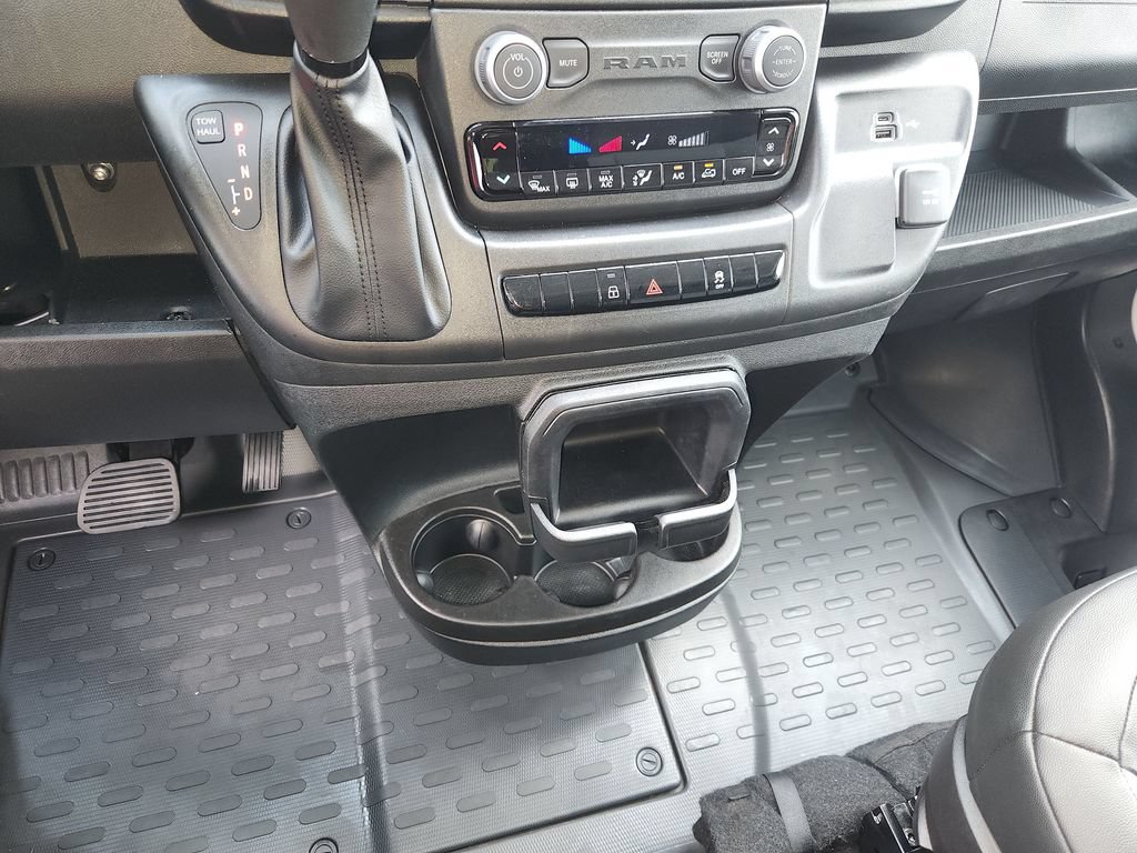 Used 2026 RAM ProMaster 2500 w/ Convenience Group FWD image 23