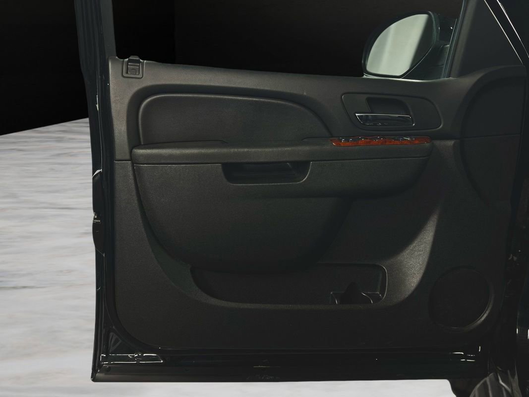 Used 2014 Chevrolet Tahoe LS image 29