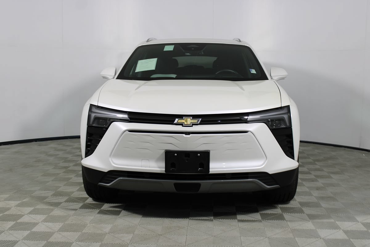 Used 2024 Chevrolet Blazer EV LT AWD/4WD image 44