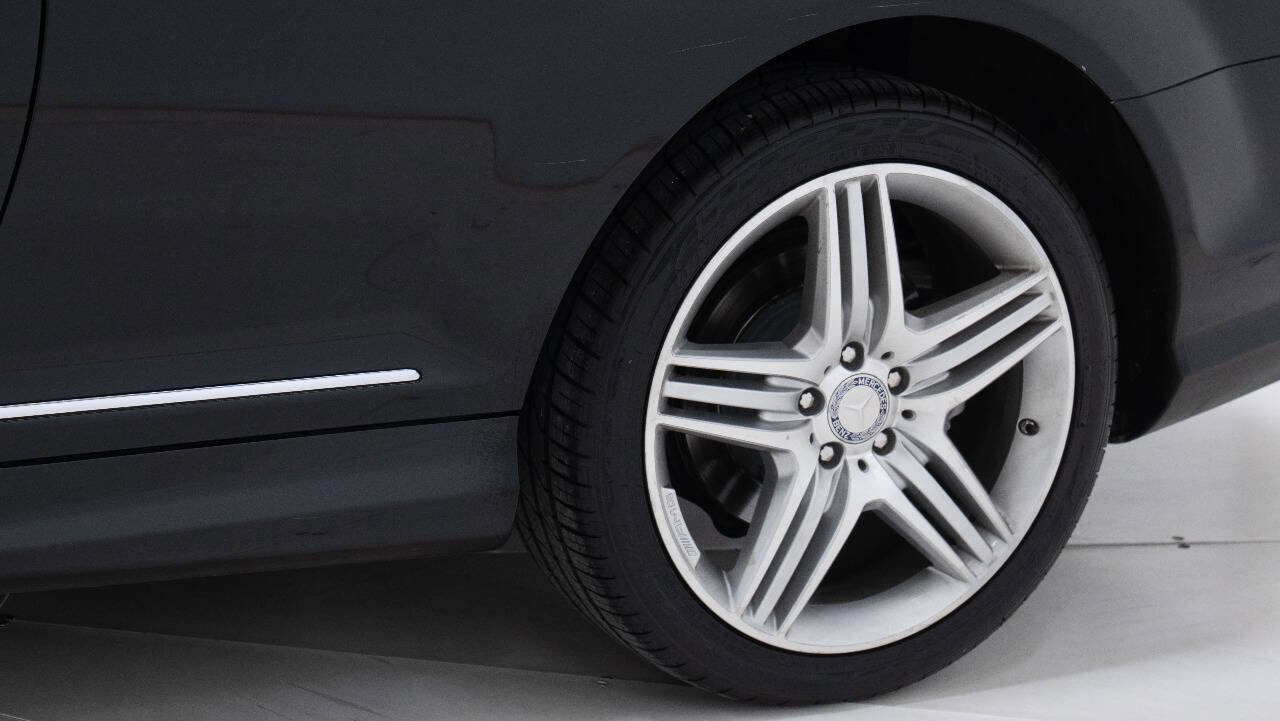 Used 2013 Mercedes-Benz CL 550 4MATIC w/ Sport Pkg image 74