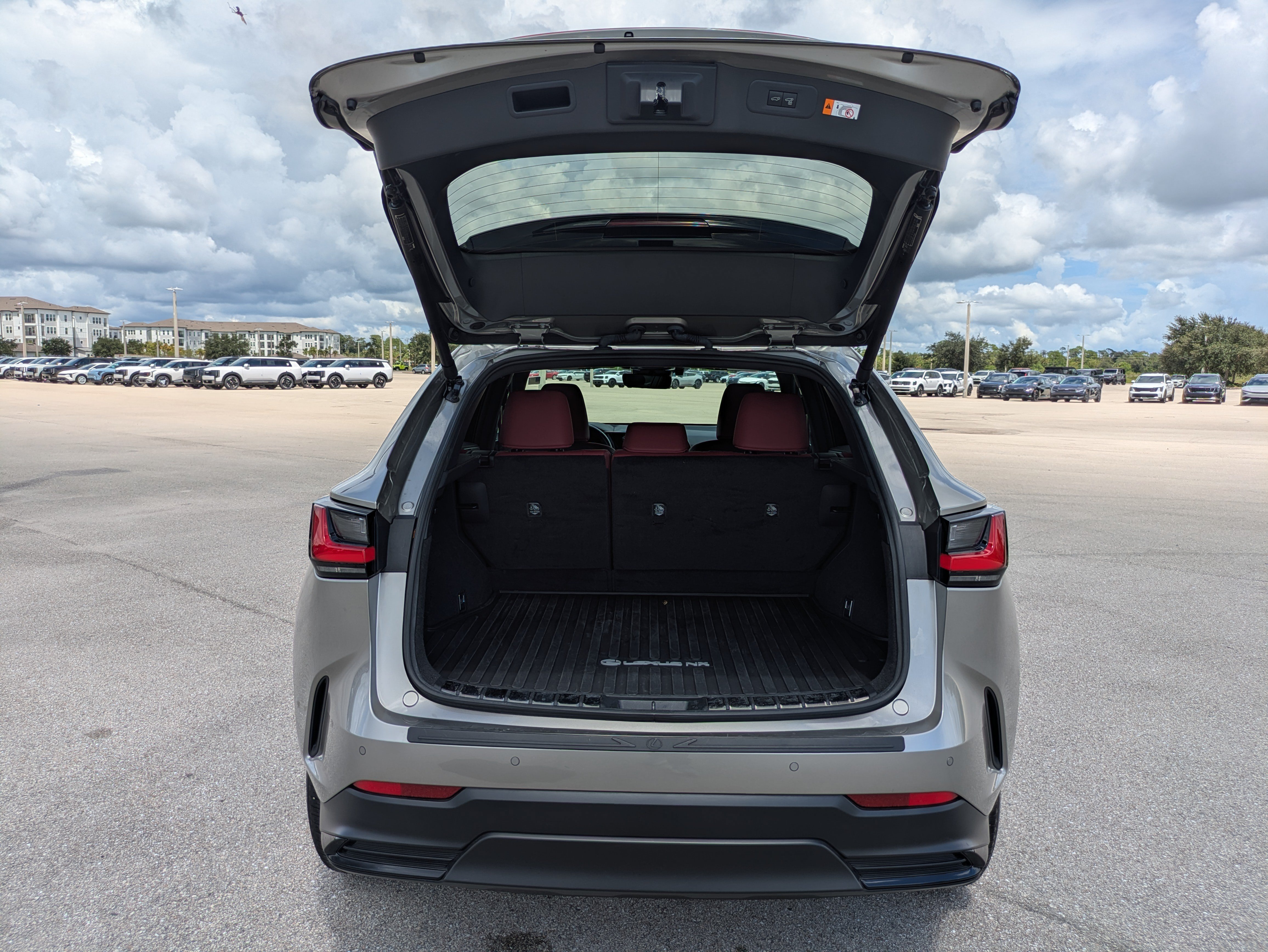 Used 2025 Lexus NX 350 AWD w/ Accessory Package (Z2) image 32