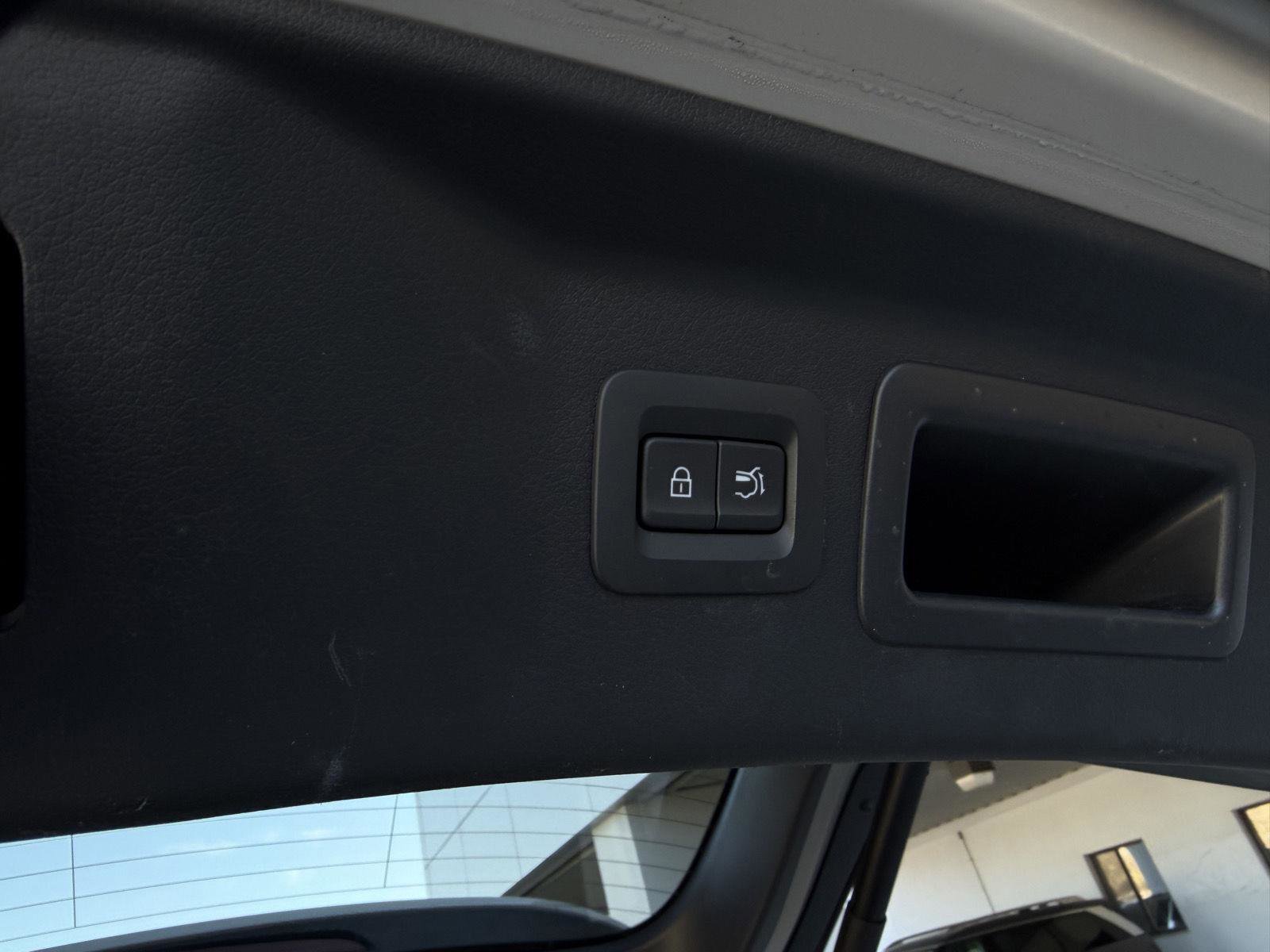 Used 2024 MAZDA CX-90 3.3 Turbo w/ Premium Package image 33