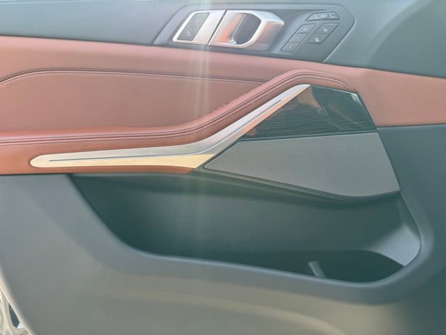 Certified 2026 BMW X7 M60i image 16