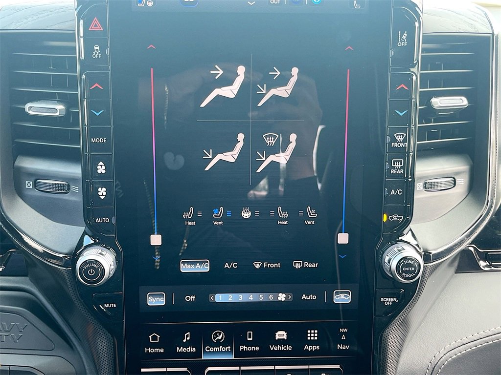 New 2026 RAM 2500 Limited image 28