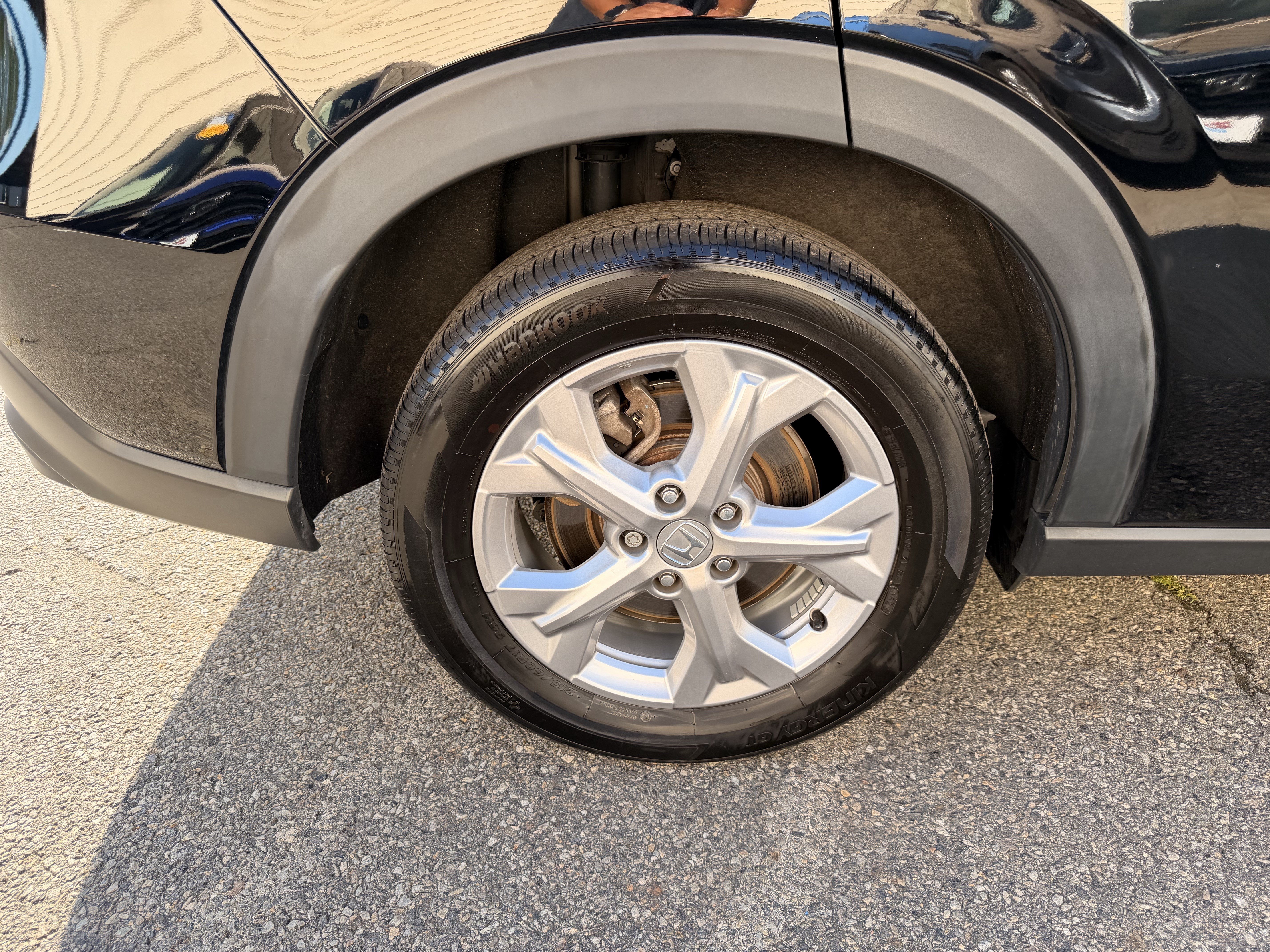 Used 2023 Honda HR-V LX image 9