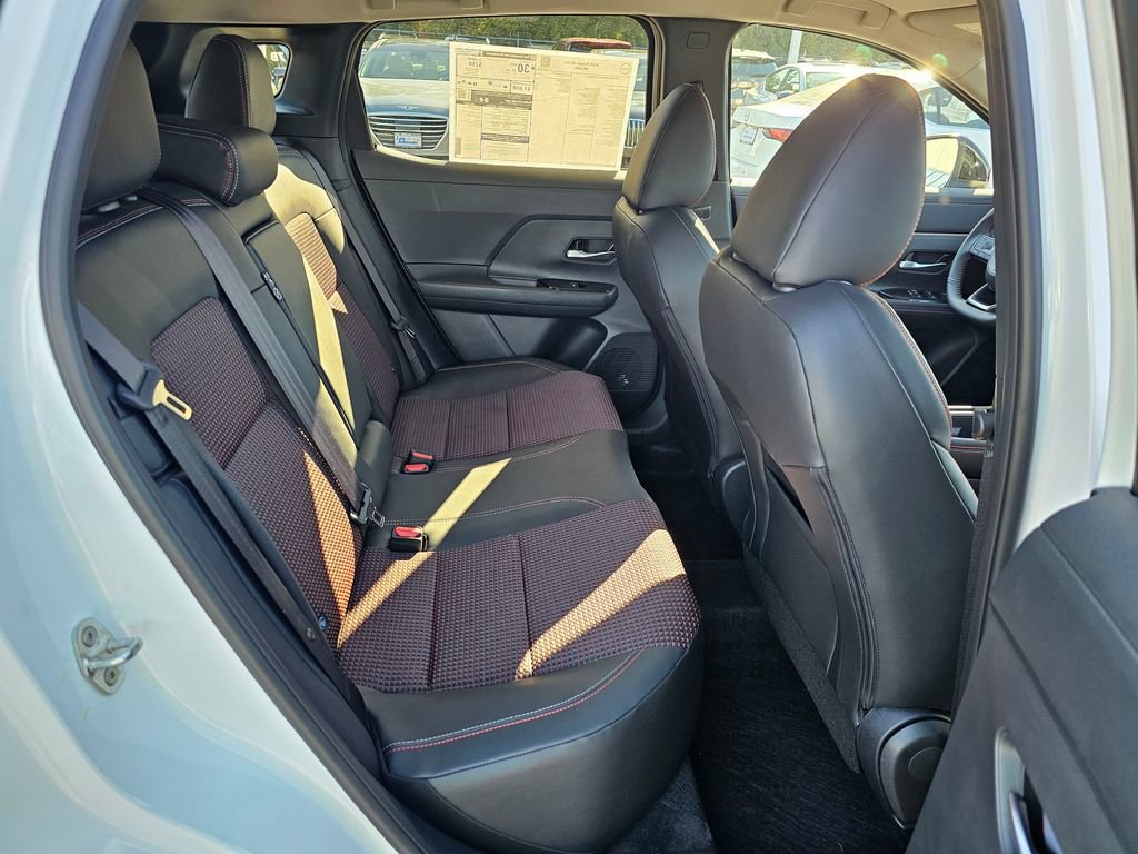 New 2026 Nissan Kicks SR w/ Cold Weather Package image 23