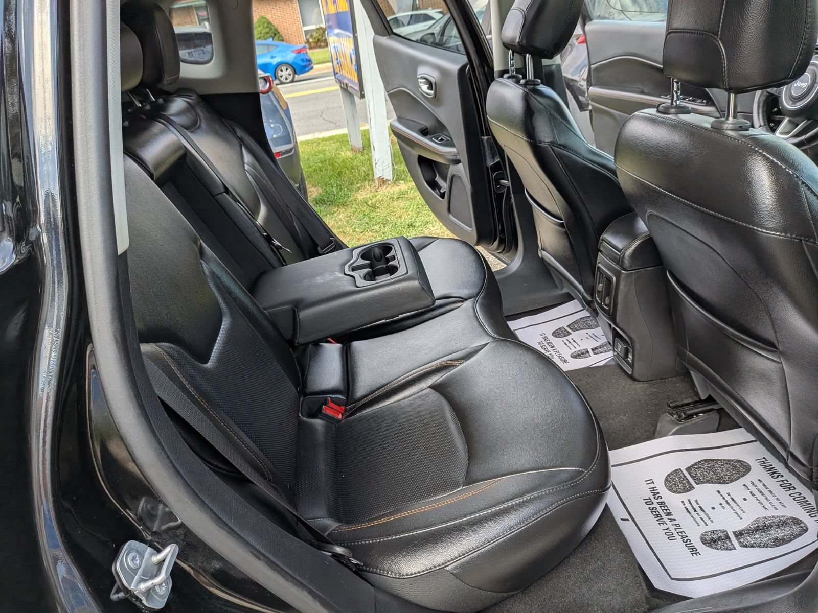 Used 2019 Jeep Compass Limited AWD/4WD image 36