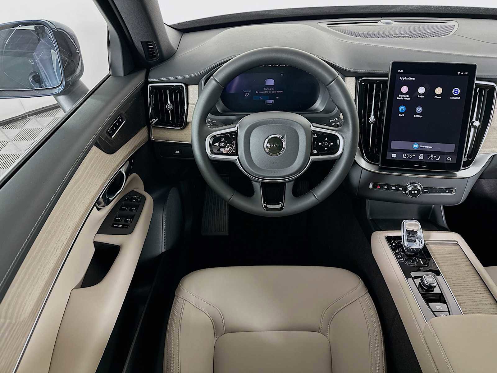 New 2026 Volvo XC90 B5 Plus w/ Protection Package AWD/4WD image 20