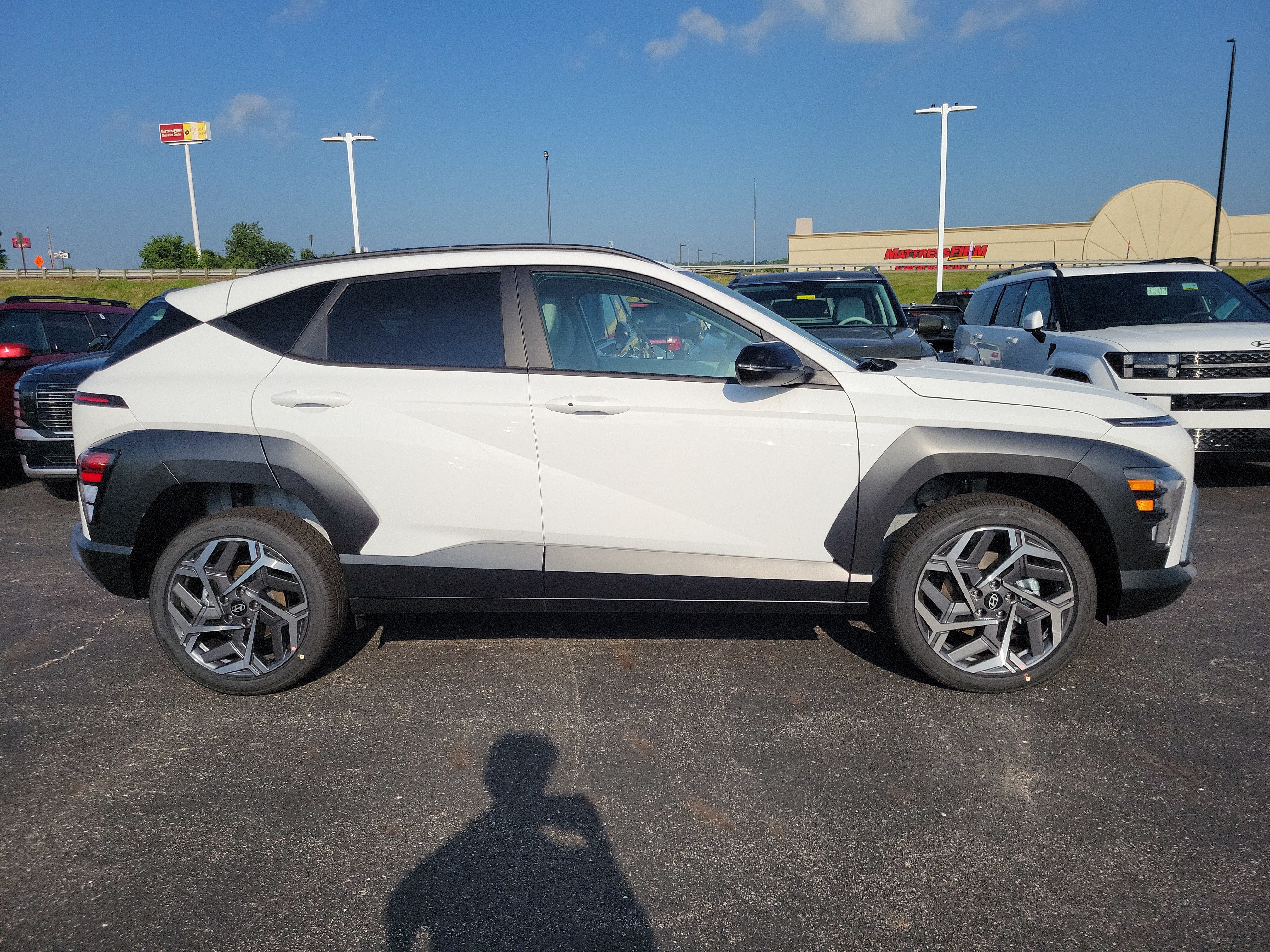 New 2026 Hyundai Kona SEL Premium AWD/4WD image 3