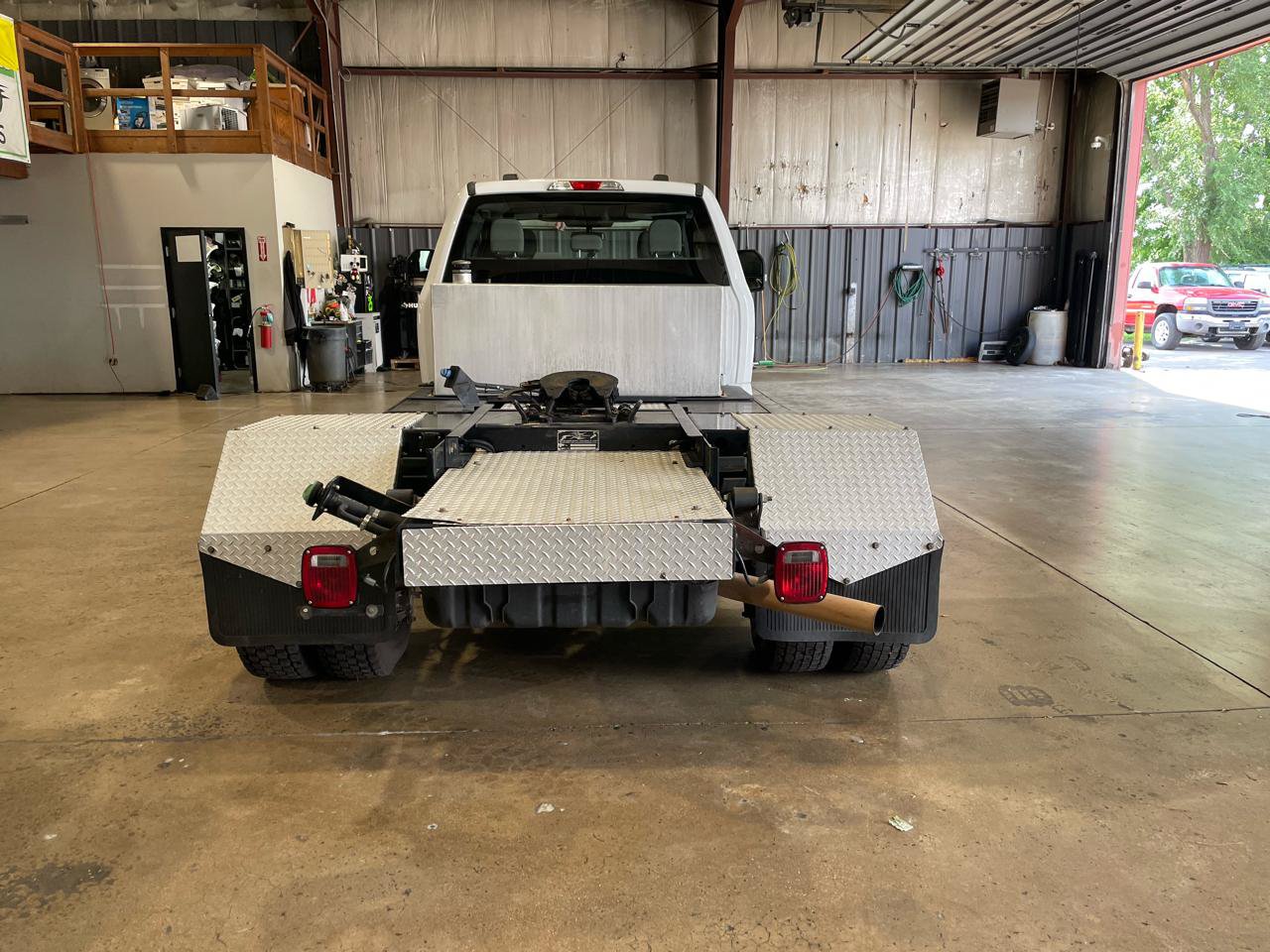Used 2022 Ford F450 XL w/ Power Equipment Group RWD image 9