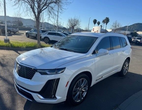 Certified 2023 Cadillac XT6 Premium Luxury w/ Technology Package image 3