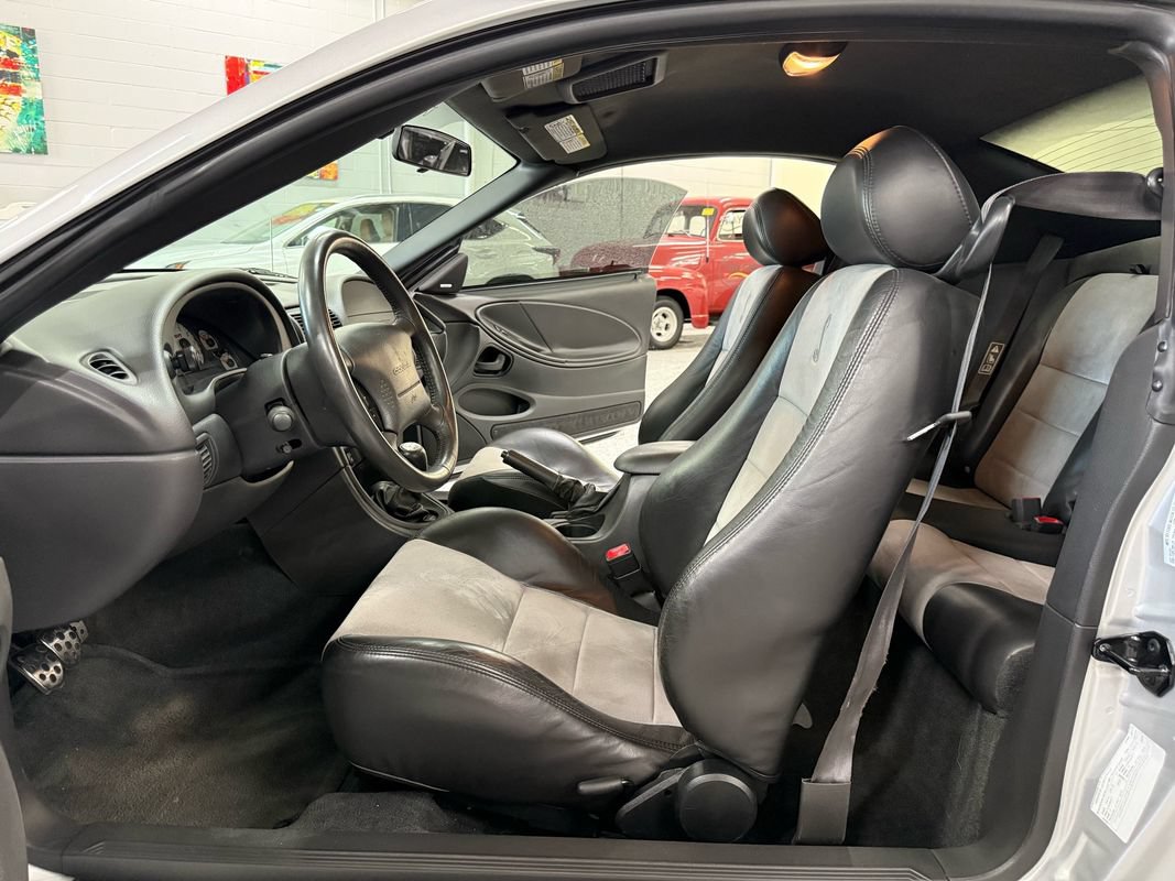 Used 2003 Ford Mustang Cobra RWD image 12