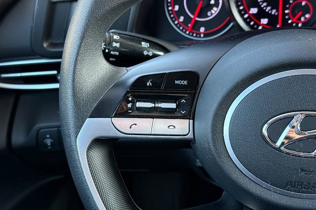 Used 2022 Hyundai Elantra SEL image 28