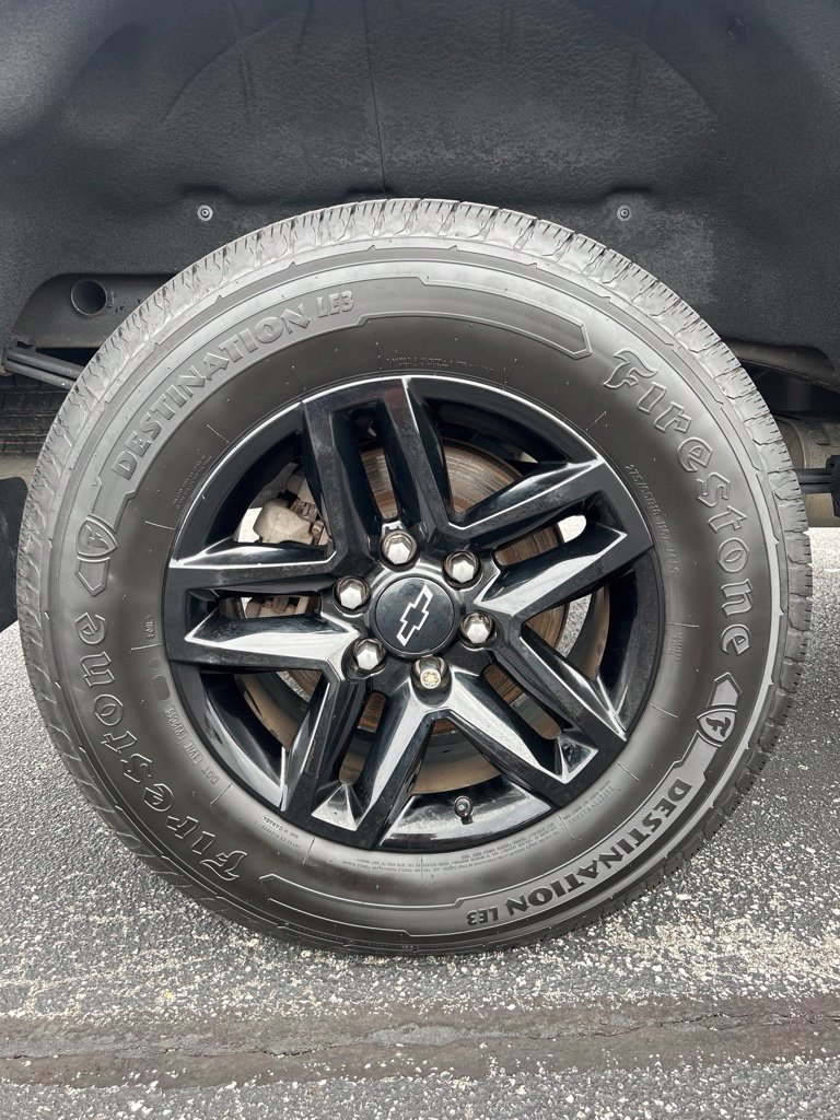 Used 2022 Chevrolet Silverado 1500 LT Trail Boss w/ Convenience Package II AWD/4WD image 6