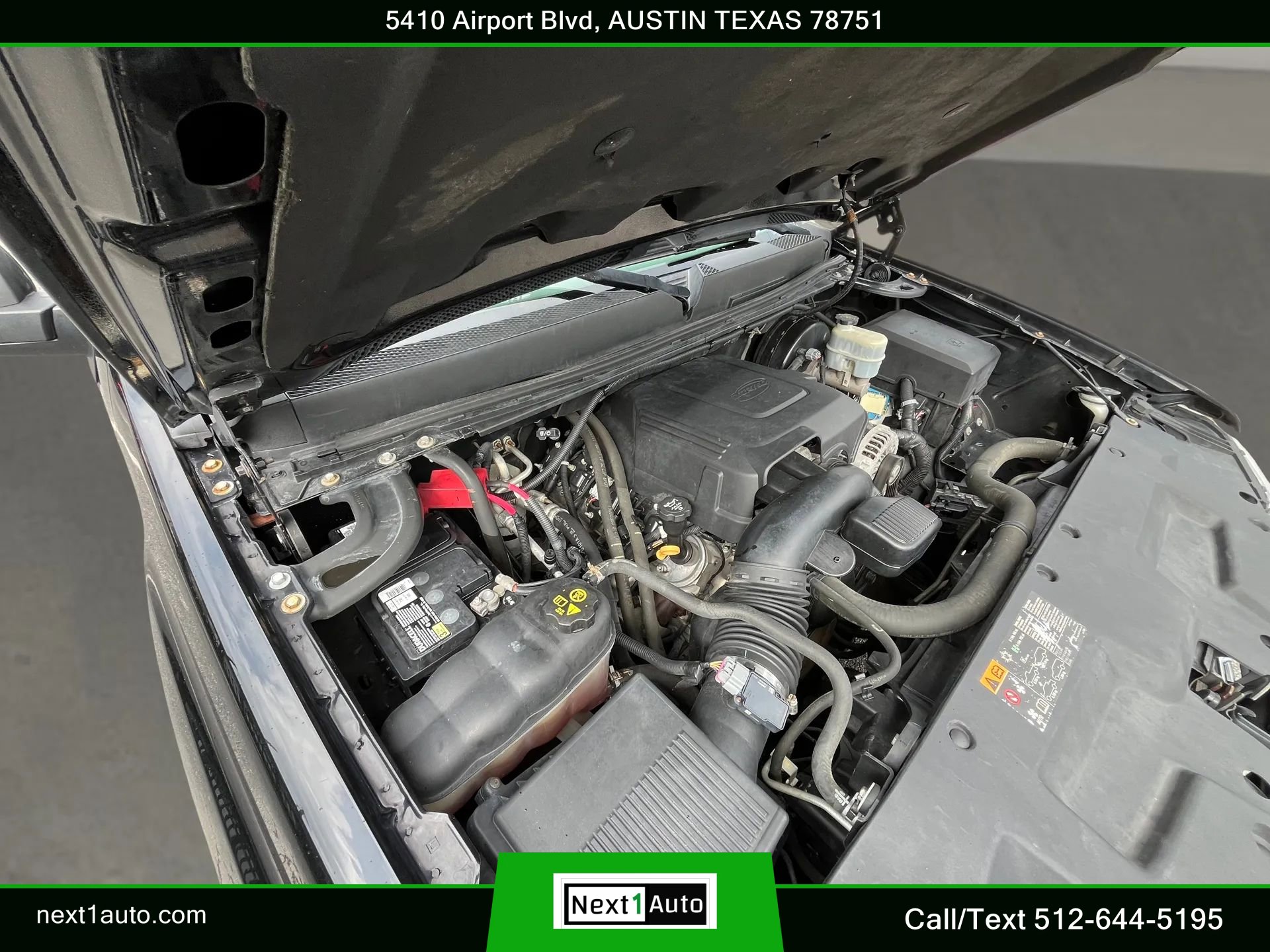 Used 2011 GMC Sierra 1500 SLT w/ SLT Convenience Package AWD/4WD image 29